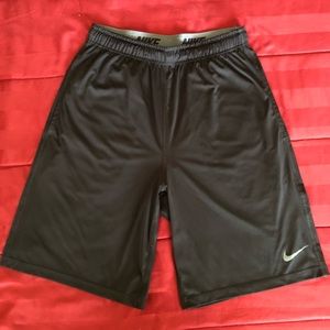 Nike 100% Polyester Size M black shorts dri-fit